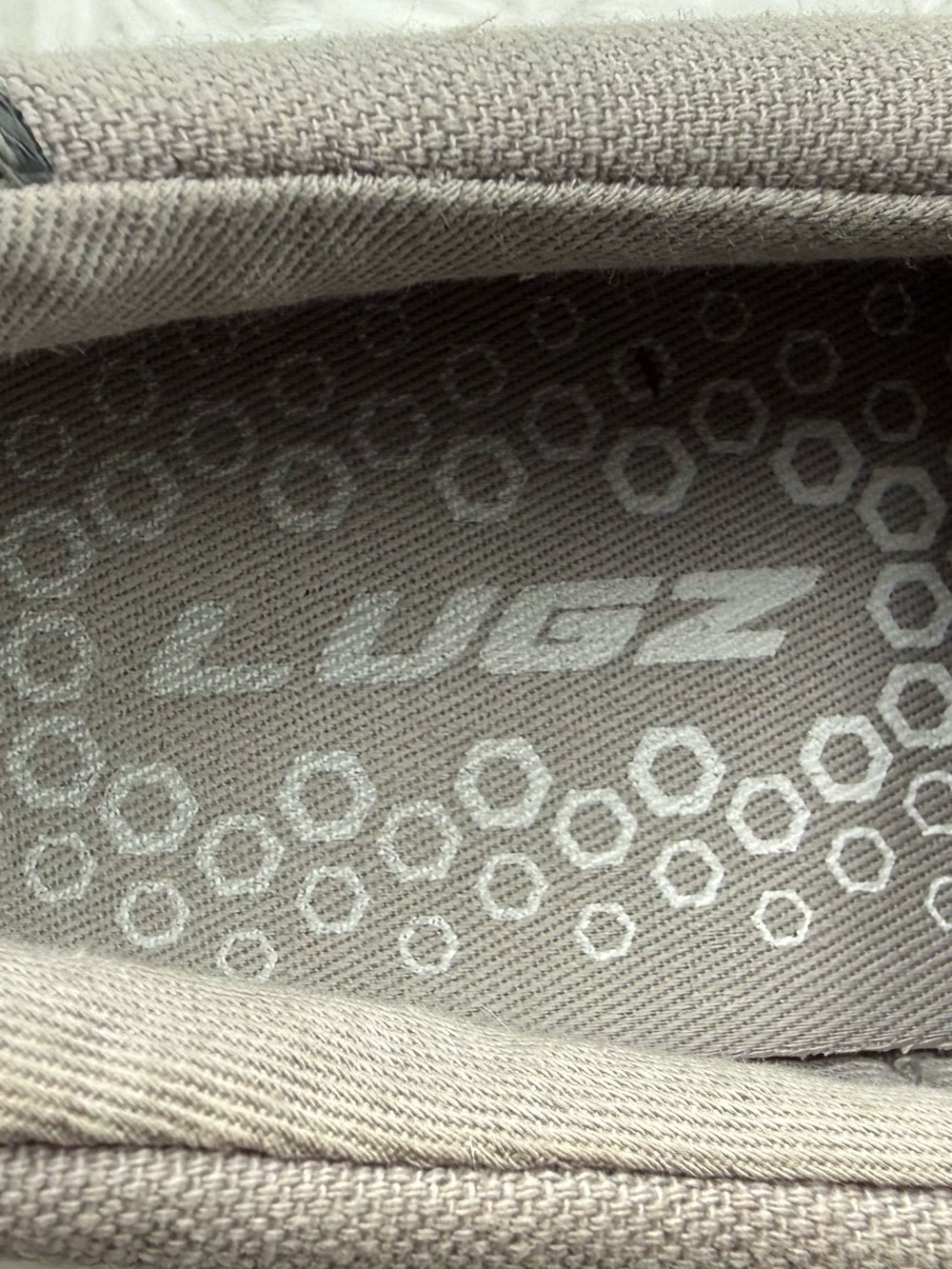 Lugz Sneakers Size 5.5 Gray Slip-On Clip Canvas Sneakers Casual Comfort - Picture 2 of 7